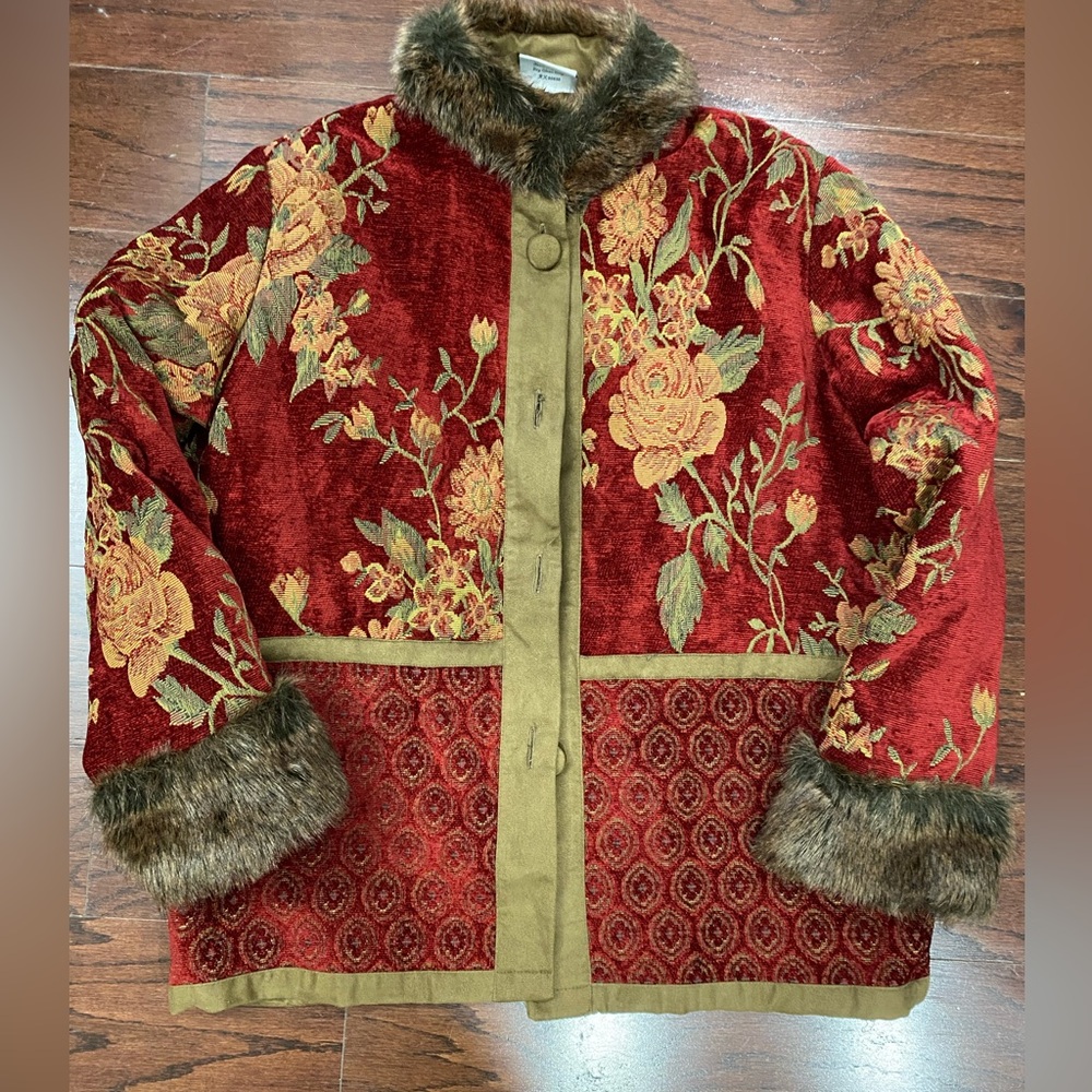 Isabella’s Journey San Remo Jacket L Tapestry Red Faux Fur Collar Cuff Floral